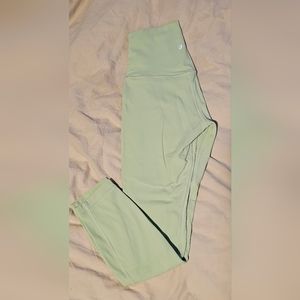 Lululemon align creamy mint size 4